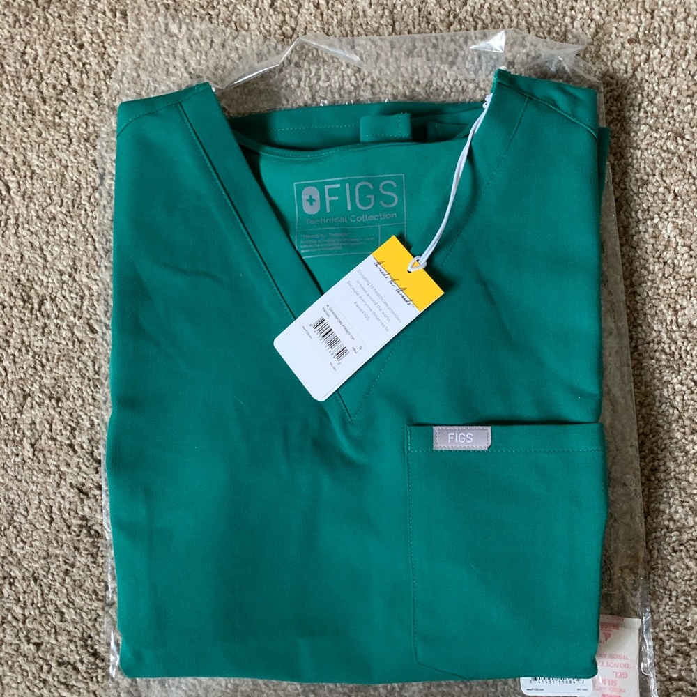 NWT hunter green Catarina top